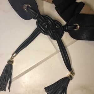 BCBG MaxAzria corset belt